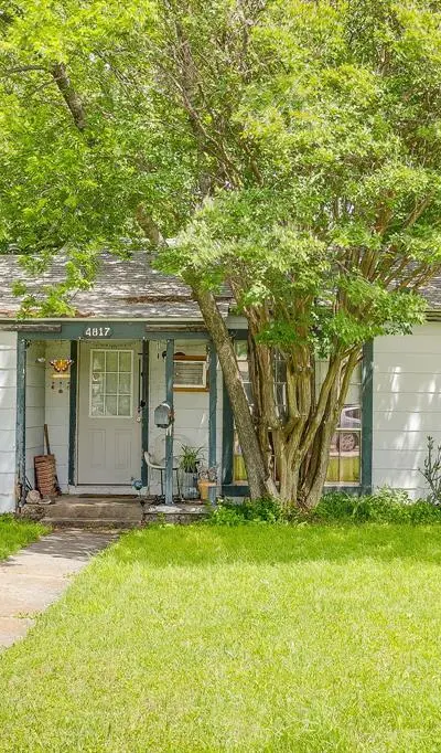4817 Marks Place, Fort Worth TX 76116