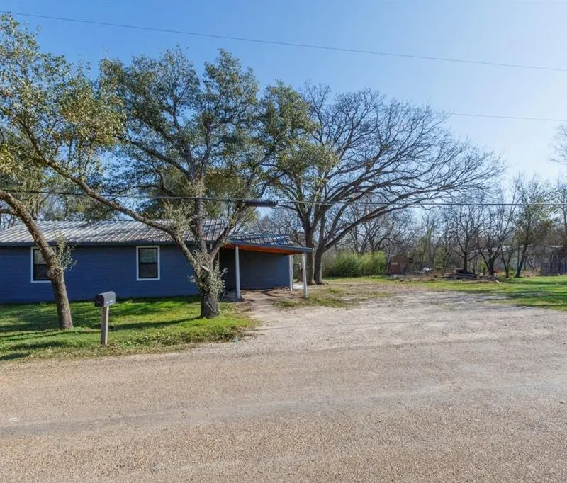 19629 Valentine, Kemp TX 75143