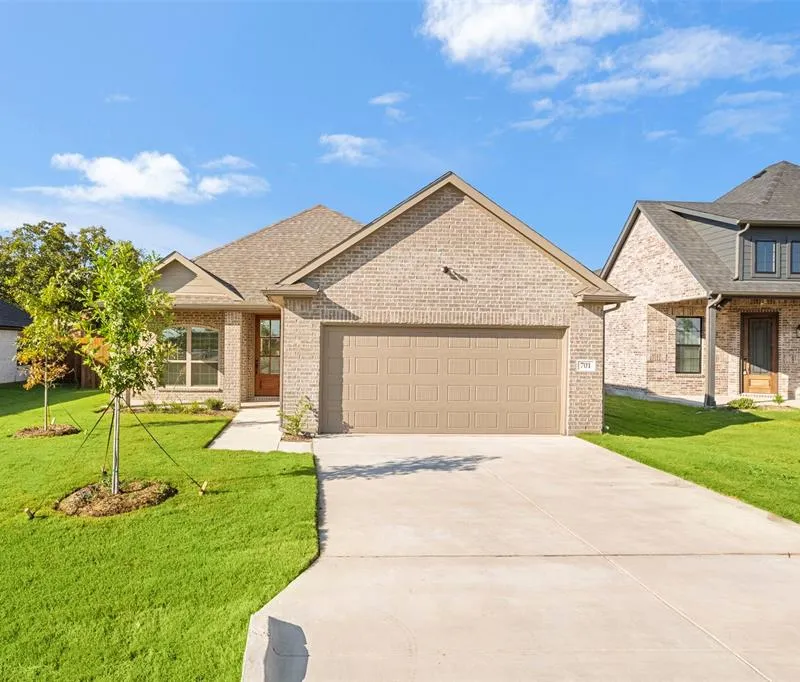 701 Escovedo Drive, Italy TX 76651