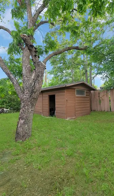 1207 Camelia Street, Weatherford TX 76086 - Photo 3
