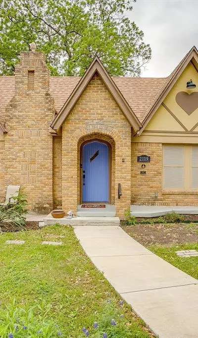 2119 Stanley Avenue, Fort Worth TX 76110