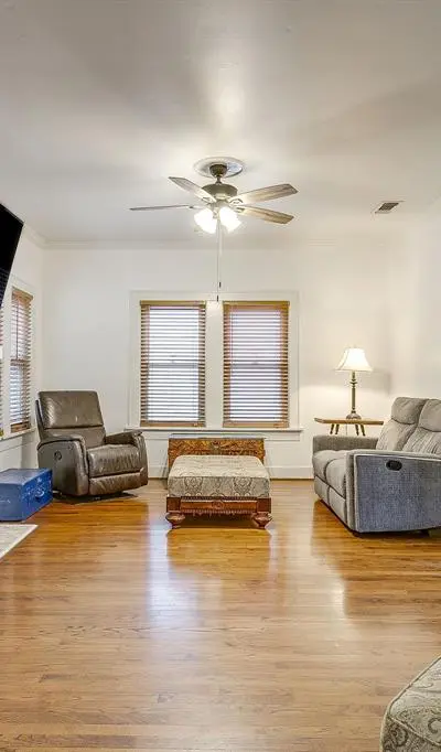 2119 Stanley Avenue, Fort Worth TX 76110 - Photo 5