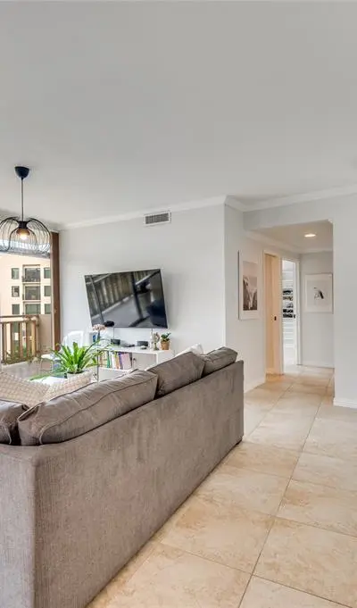 6211 W Northwest Highway # 706, Dallas TX 75225