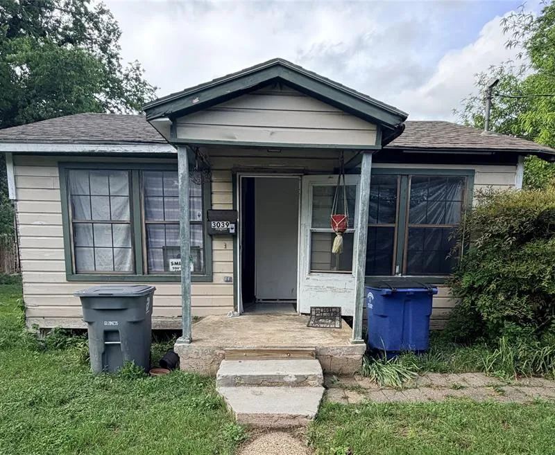 3039 Gibbs Williams Road, Dallas TX 75233