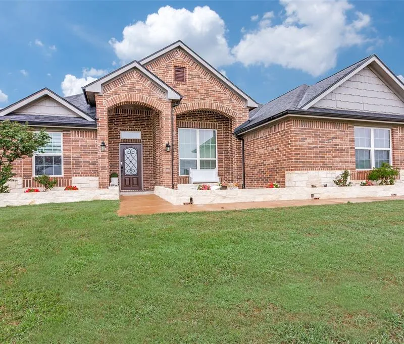 8624 Tucker Drive, Godley TX 76044