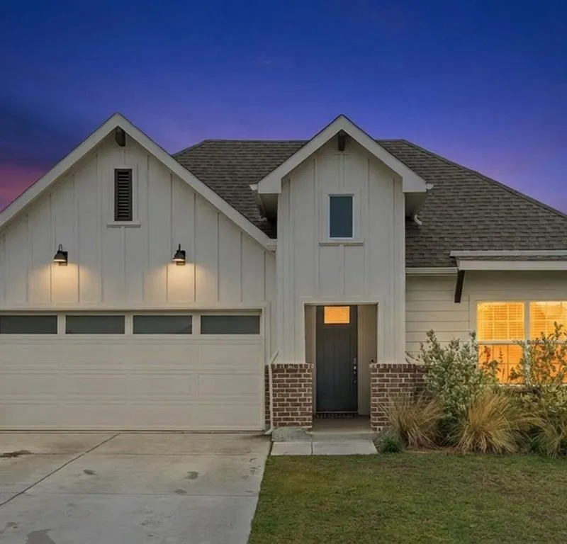 2105 Blackcap Street, Denton TX 76205