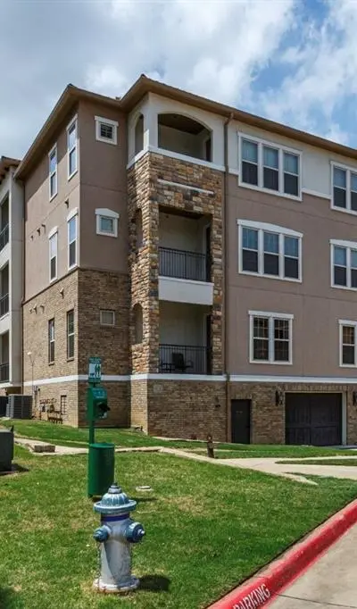 6631 Via Positano # 202, Irving TX 75039