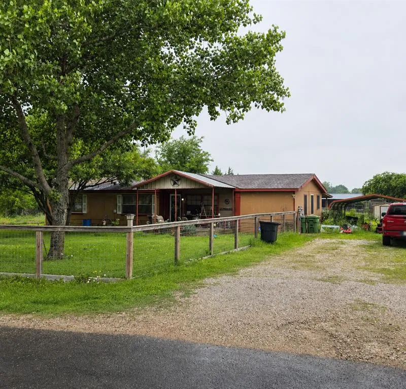 142 Hill Road, Ferris TX 75125