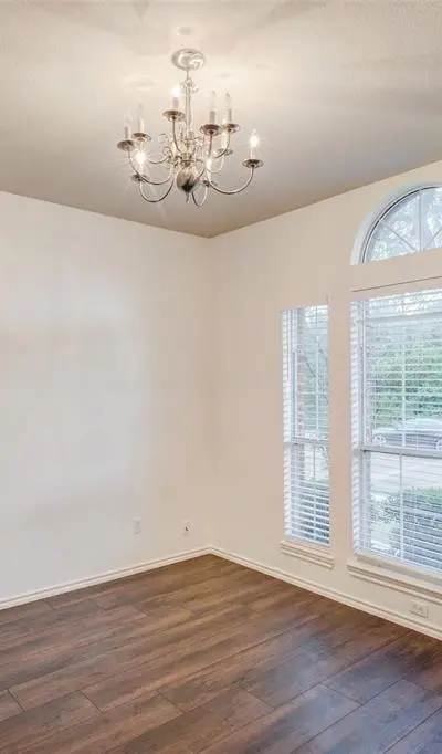 7048 Summit Parc Drive, Dallas TX 75249 - Photo 2