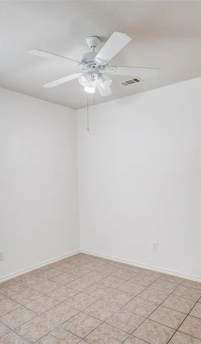 7048 Summit Parc Drive, Dallas TX 75249 - Photo 3