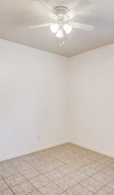 7048 Summit Parc Drive, Dallas TX 75249 - Photo 4