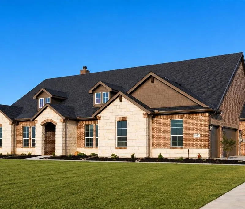 1530 County Road 200, Valley View TX 76272