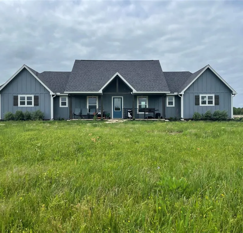 712 Vz County Road 3510, Wills Point TX 75169