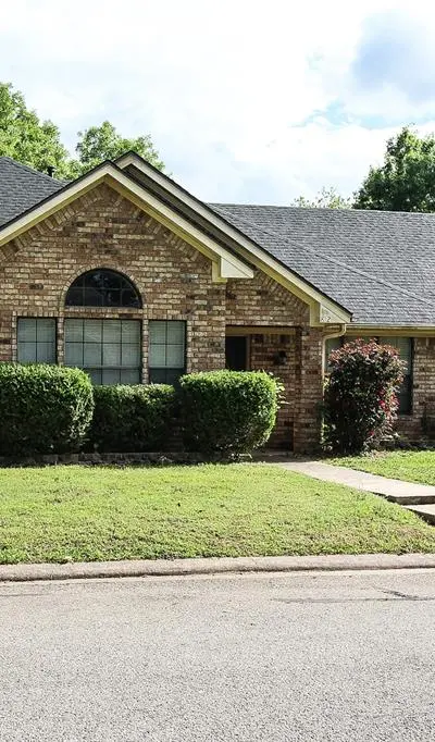 812 Mockingbird Street, Bonham TX 75418