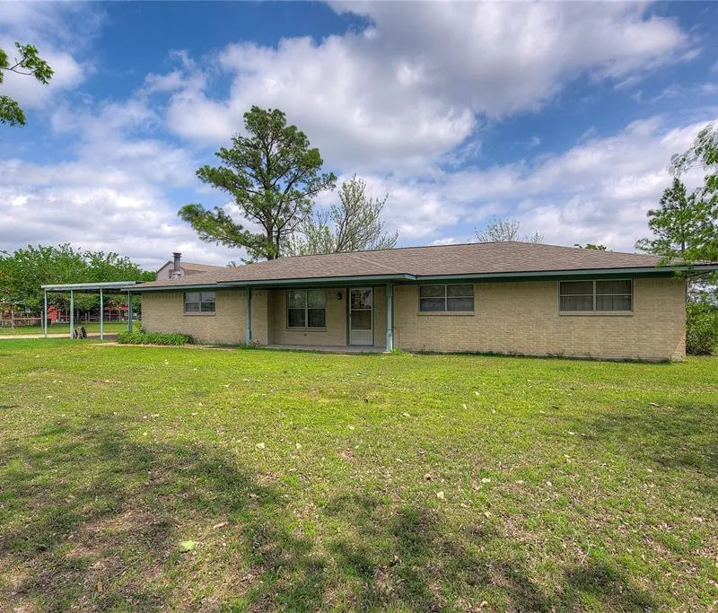 7007 State Highway 50, Commerce TX 75428