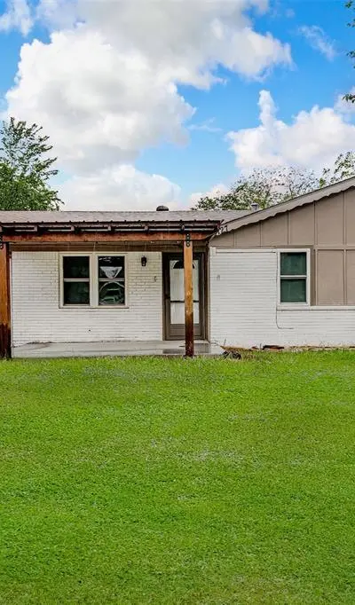 2127 E Mitchell Street, Arlington TX 76010 - Photo 3