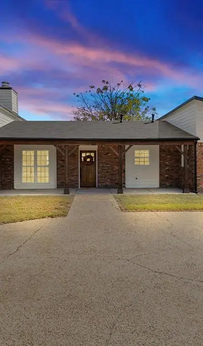 1492 Van Zandt County Road 3502, Wills Point TX 75169 - Photo 2