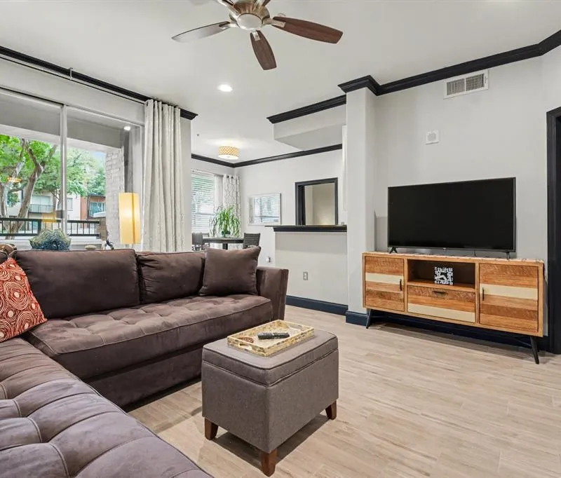 330 Las Colinas Boulevard # 118, Irving TX 75039