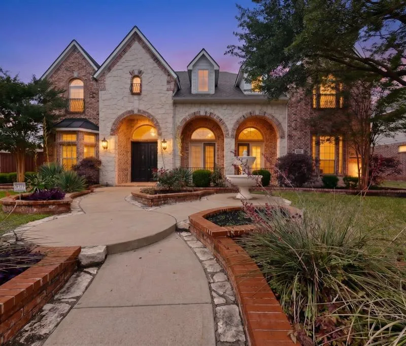2601 Fairfield Drive, Richardson TX 75082