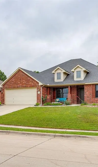 2720 Pinnacle Drive, Burleson TX 76028 - Photo 3