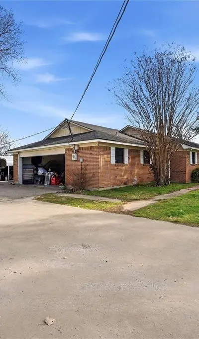27161 State Highway 56, Whitesboro TX 76273 - Photo 2