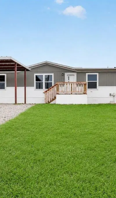 215 Overland Trail, Bridgeport TX 76426