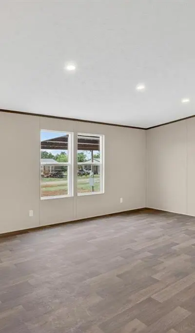 215 Overland Trail, Bridgeport TX 76426 - Photo 5