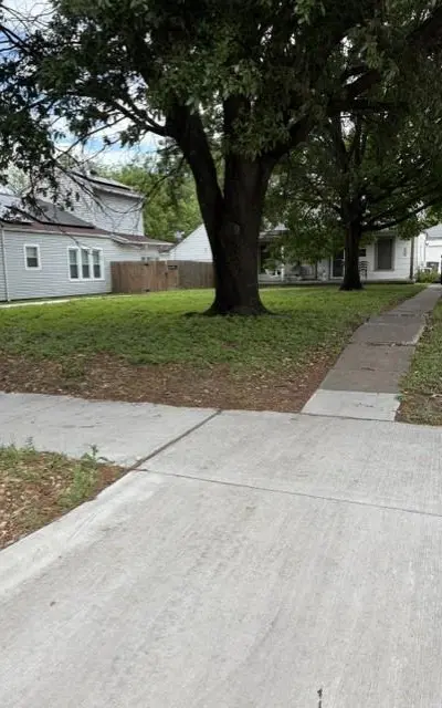 3029 Willing Avenue, Fort Worth TX 76110 - Photo 3