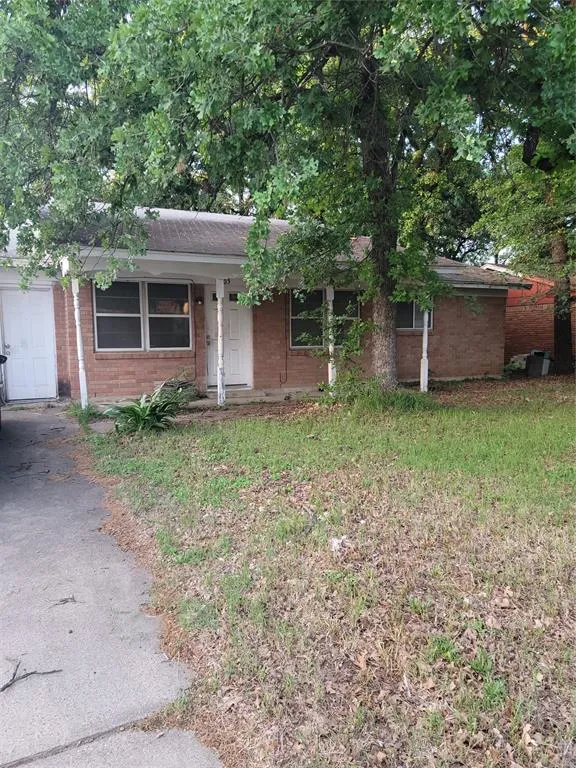 4805 Alandale Drive, Forest Hill TX 76119