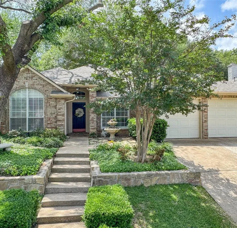 3445 Paint Brush Lane, Bedford TX 76021