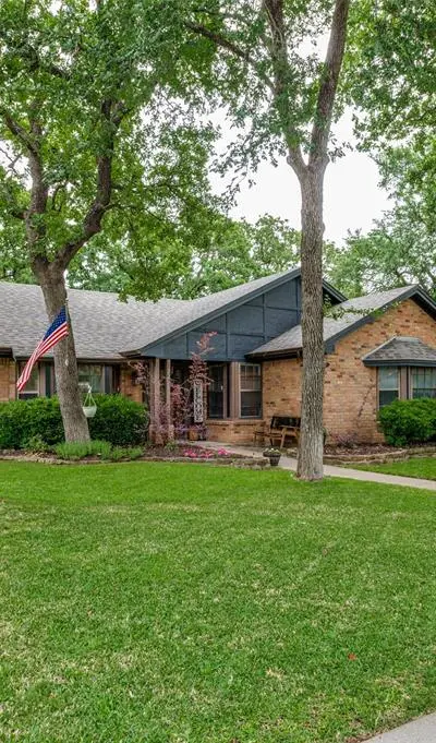 2228 Mountainview Drive, Hurst TX 76054 - Photo 3