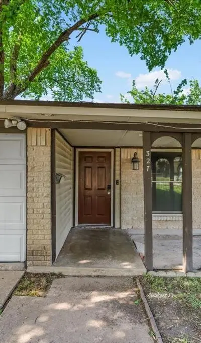 327 E Center Street, Duncanville TX 75116 - Photo 5