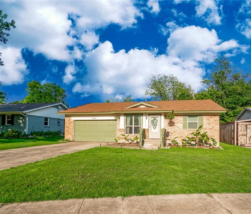 2518 Newcastle Drive, Garland TX 75041