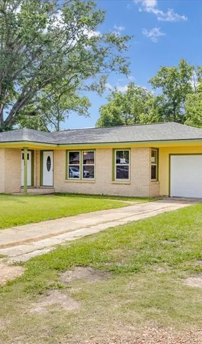 200 Victory Street, Bonham TX 75418 - Photo 3
