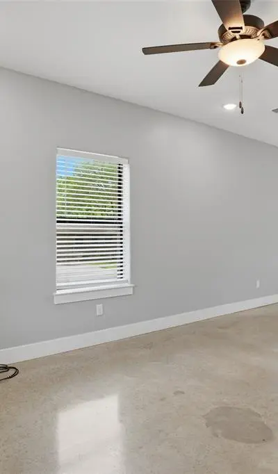 738 E Sears Street, Denison TX 75021 - Photo 3