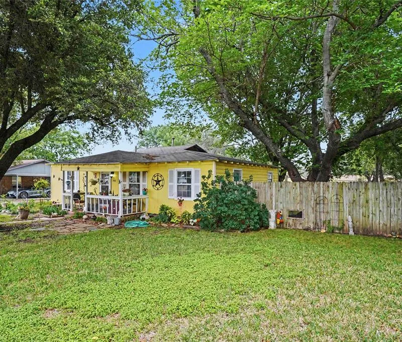 5700 Kennedy Street, Watauga TX 76148