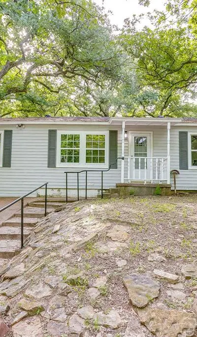 410 Case Street, Weatherford TX 76086 - Photo 5