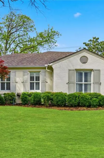 8115 Chadbourne Road, Dallas TX 75209