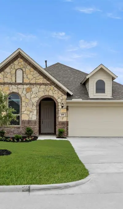 108 Whistling Duck Drive, Balch Springs TX 75181
