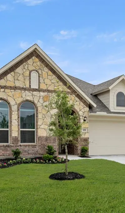108 Whistling Duck Drive, Balch Springs TX 75181 - Photo 2