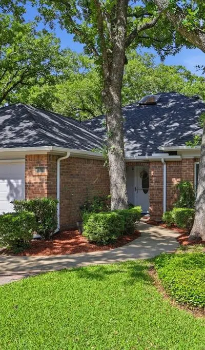 6020 Paradise Drive, Arlington TX 76001 - Photo 2