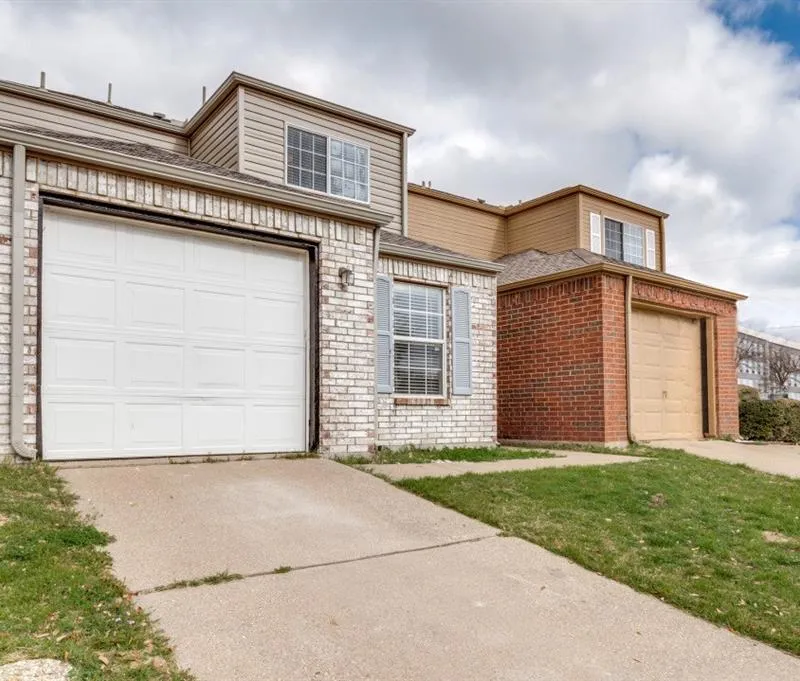 905 Fairbanks Circle, Duncanville TX 75137