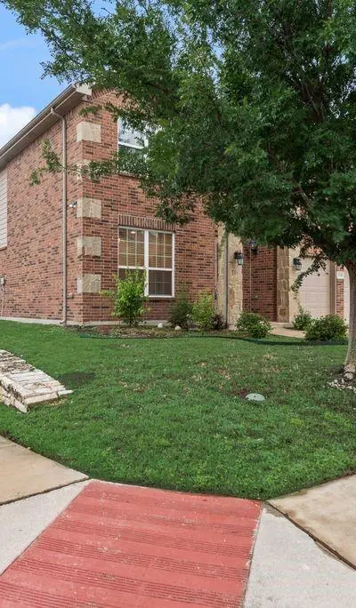 2128 Valley Forge Trail, Fort Worth TX 76177 - Photo 2