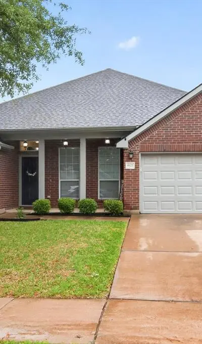 9122 Water Oak Drive, Arlington TX 76002