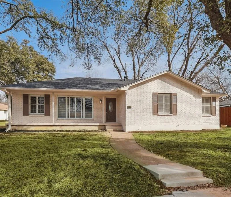 1007 Carroll Drive, Garland TX 75041