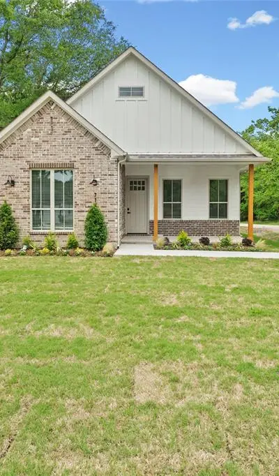 717 Hemlock Drive, West Tawakoni TX 75474 - Photo 2