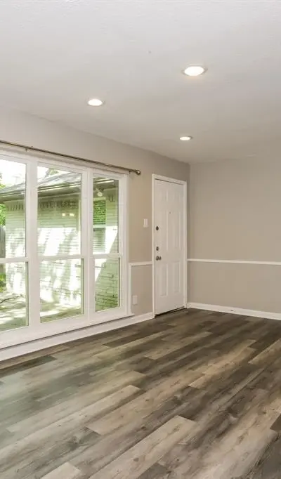 7347 Maringo Drive, Dallas TX 75227 - Photo 3