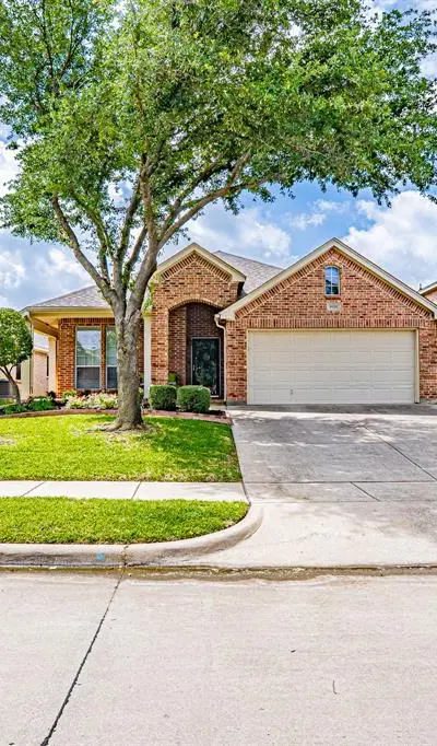 1010 Loblolly Pine Drive, Arlington TX 76012