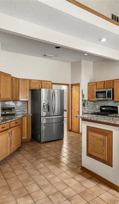 2909 Pitkin Drive, Arlington TX 76006 - Photo 4