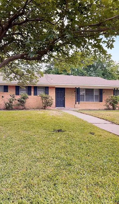 1602 Dakota Drive, Garland TX 75043 - Photo 5